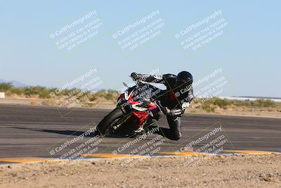media/Nov-06-2023-Moto Forza (Mon) [[ce023d0744]]/2-Advanced Group/Session 5 (Turn 3 Inside)/